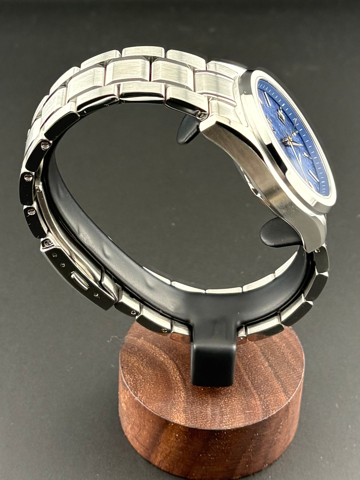 Reserve - Sapphire